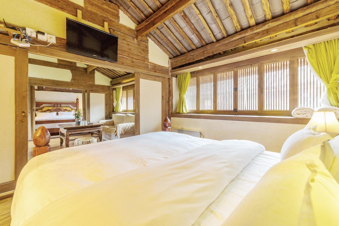 Lijiang Shuhe Yuefeng Resort Hotel Kültér fotó